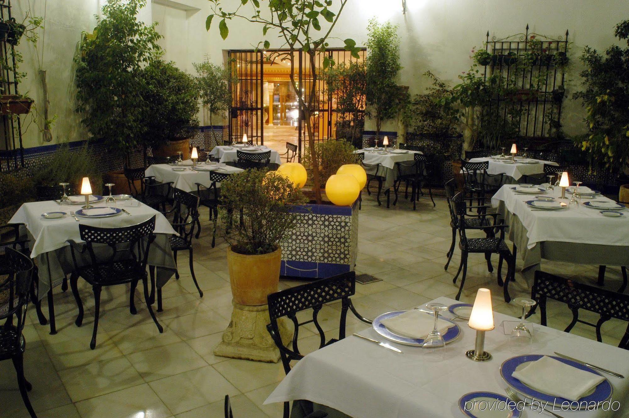 Eurostars Maimonides Hotel Córdova Restaurante foto